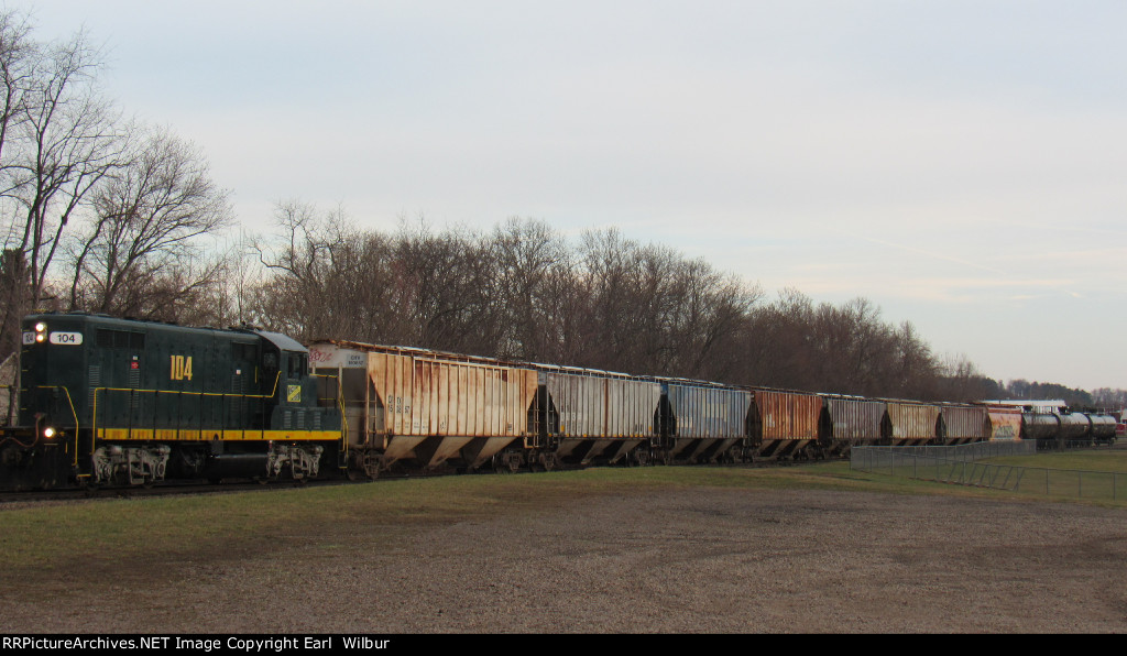 Ohio South Central Railroad (OSCR) 104